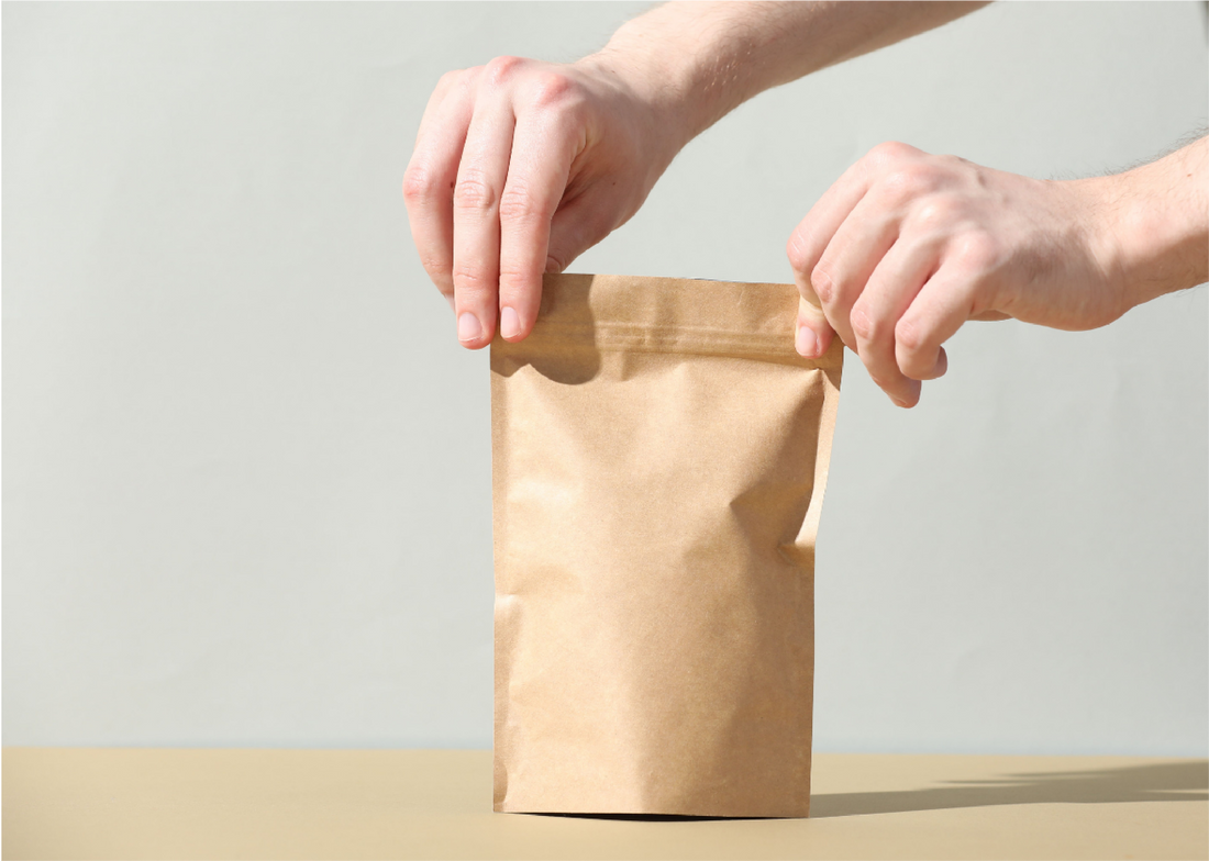 チャック付きスタンドパウチ　便利さ・機能性・デザイン性を一つに｜幅広い用途に活用可能な美しいフォルムのスタンドパウチ